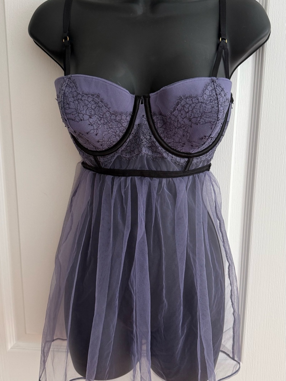 Victoria's Secret Lavender Lace Underwire Babydoll Chemise - 36D
